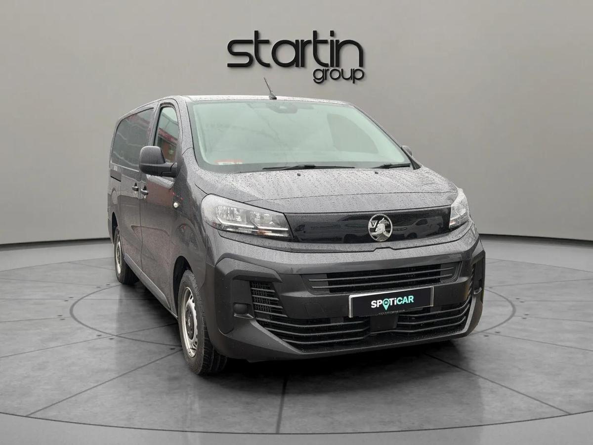 Main listing image - Vauxhall Vivaro
