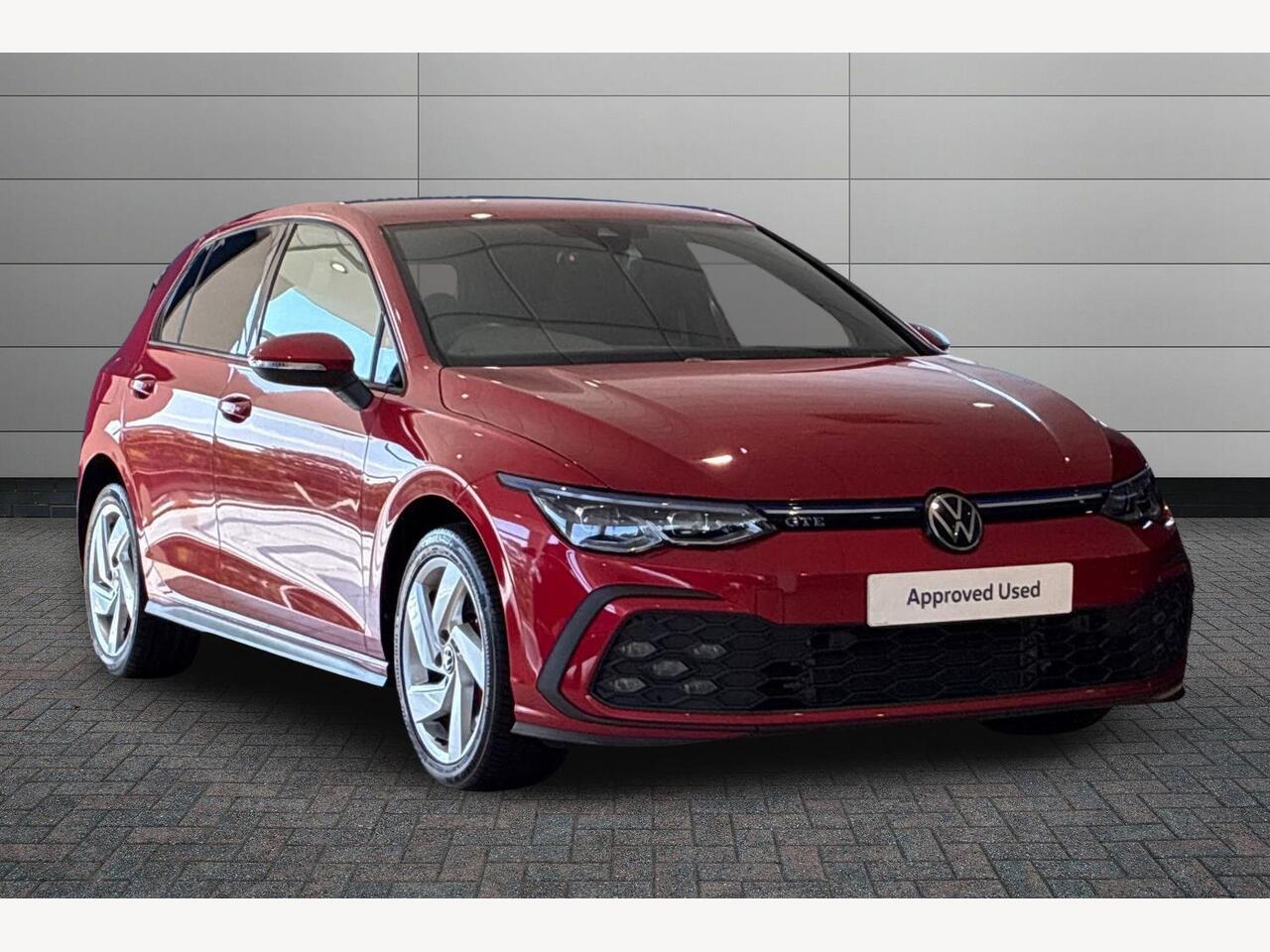 Main listing image - Volkswagen Golf