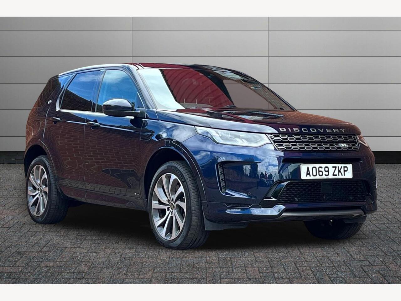 Main listing image - Land Rover Discovery Sport