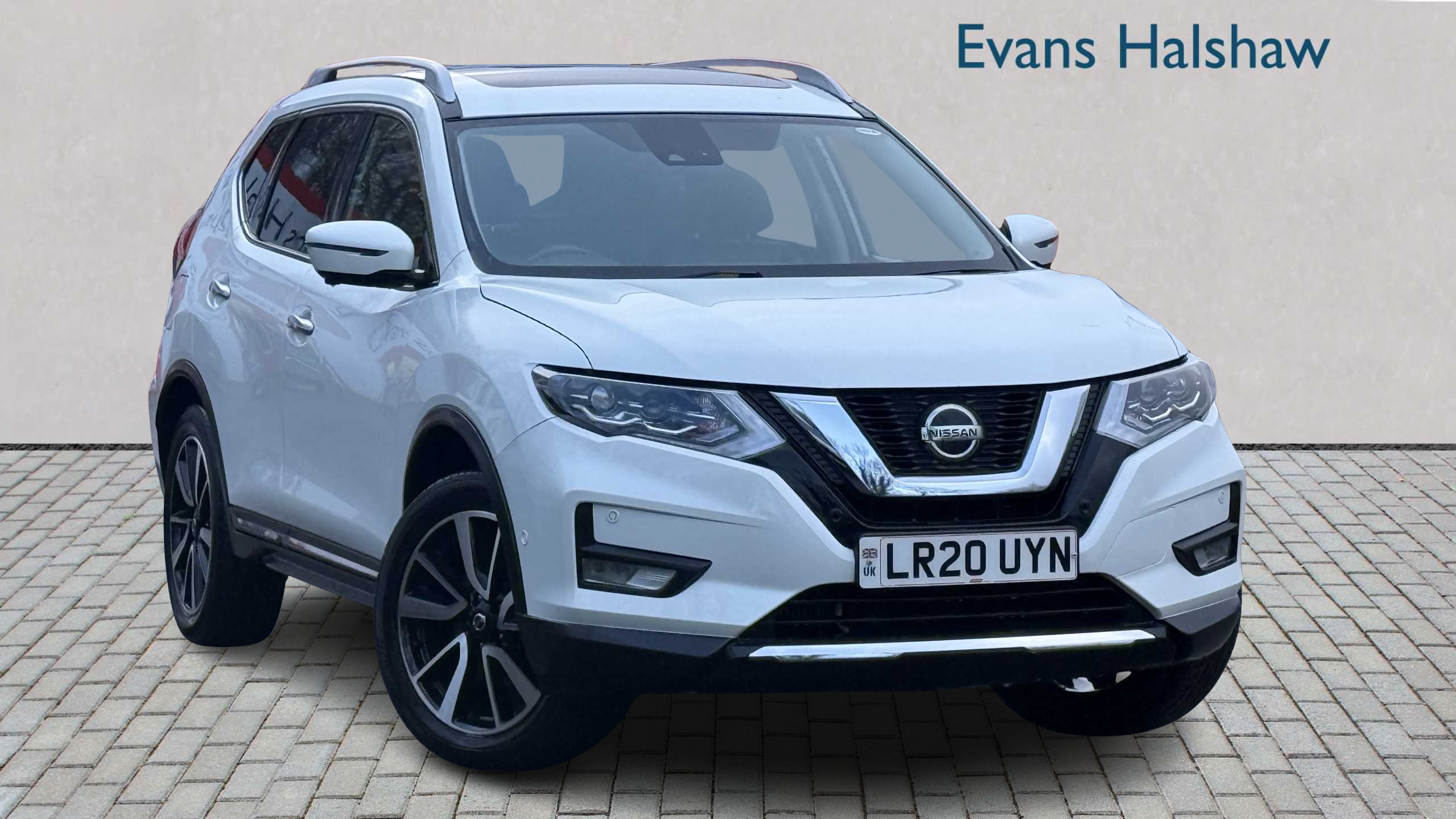 Main listing image - Nissan X-Trail