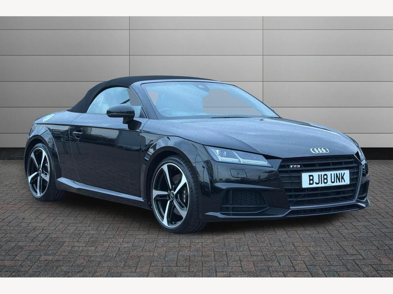Main listing image - Audi TT S