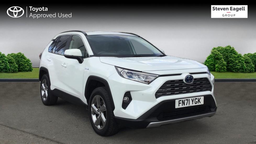 Main listing image - Toyota RAV4