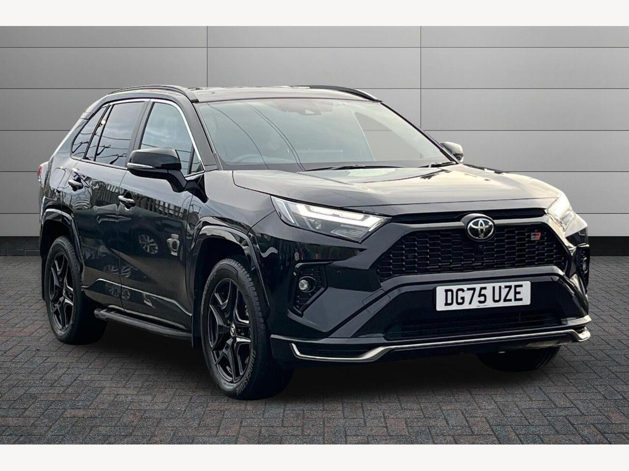 Main listing image - Toyota RAV4