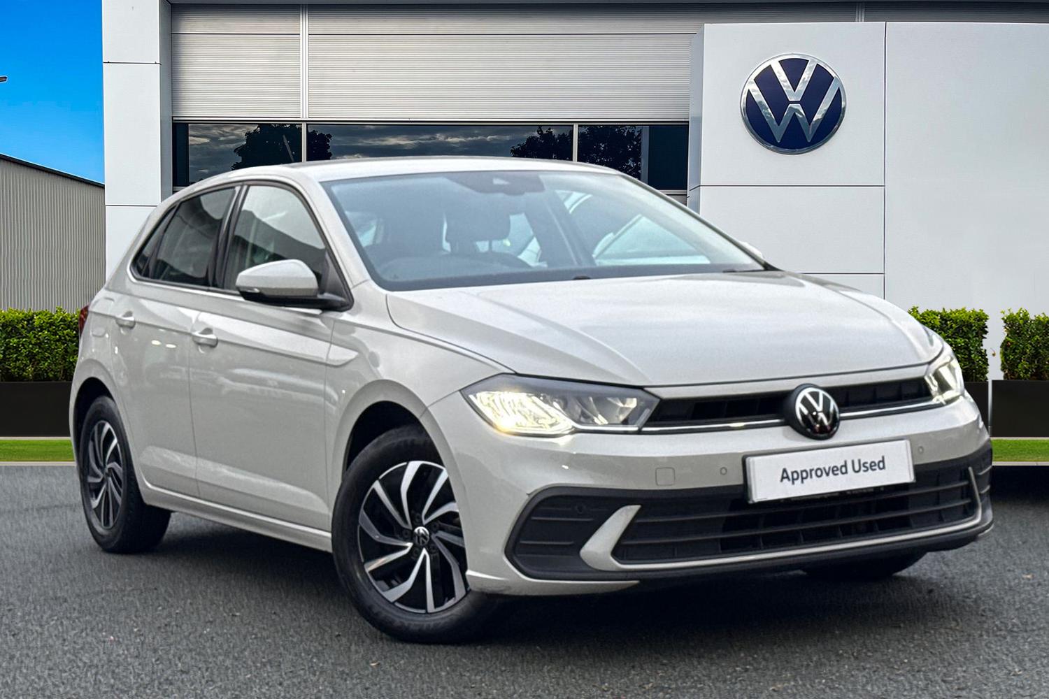 Main listing image - Volkswagen Polo