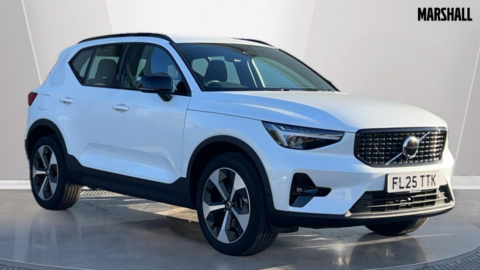 Main listing image - Volvo XC40