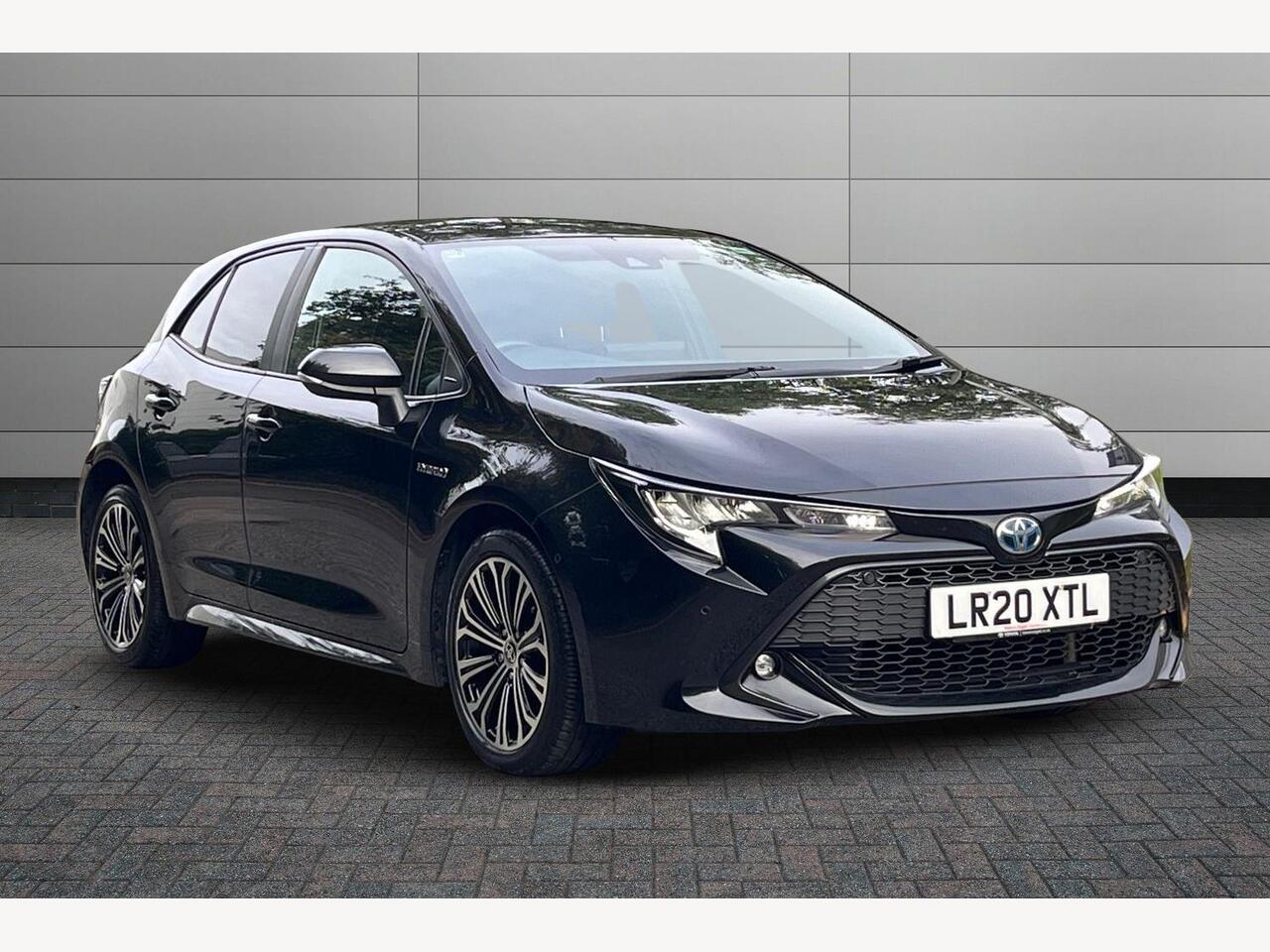 Main listing image - Toyota Corolla
