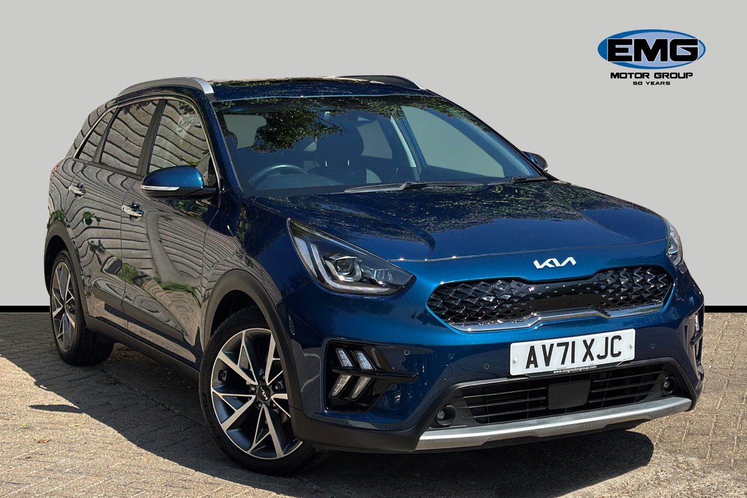 Main listing image - Kia Niro