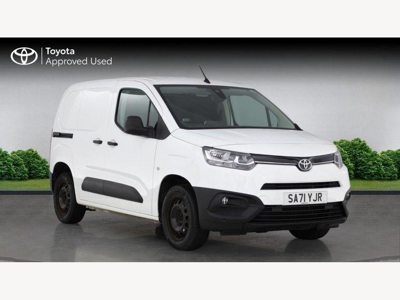 Main listing image - Toyota Proace City