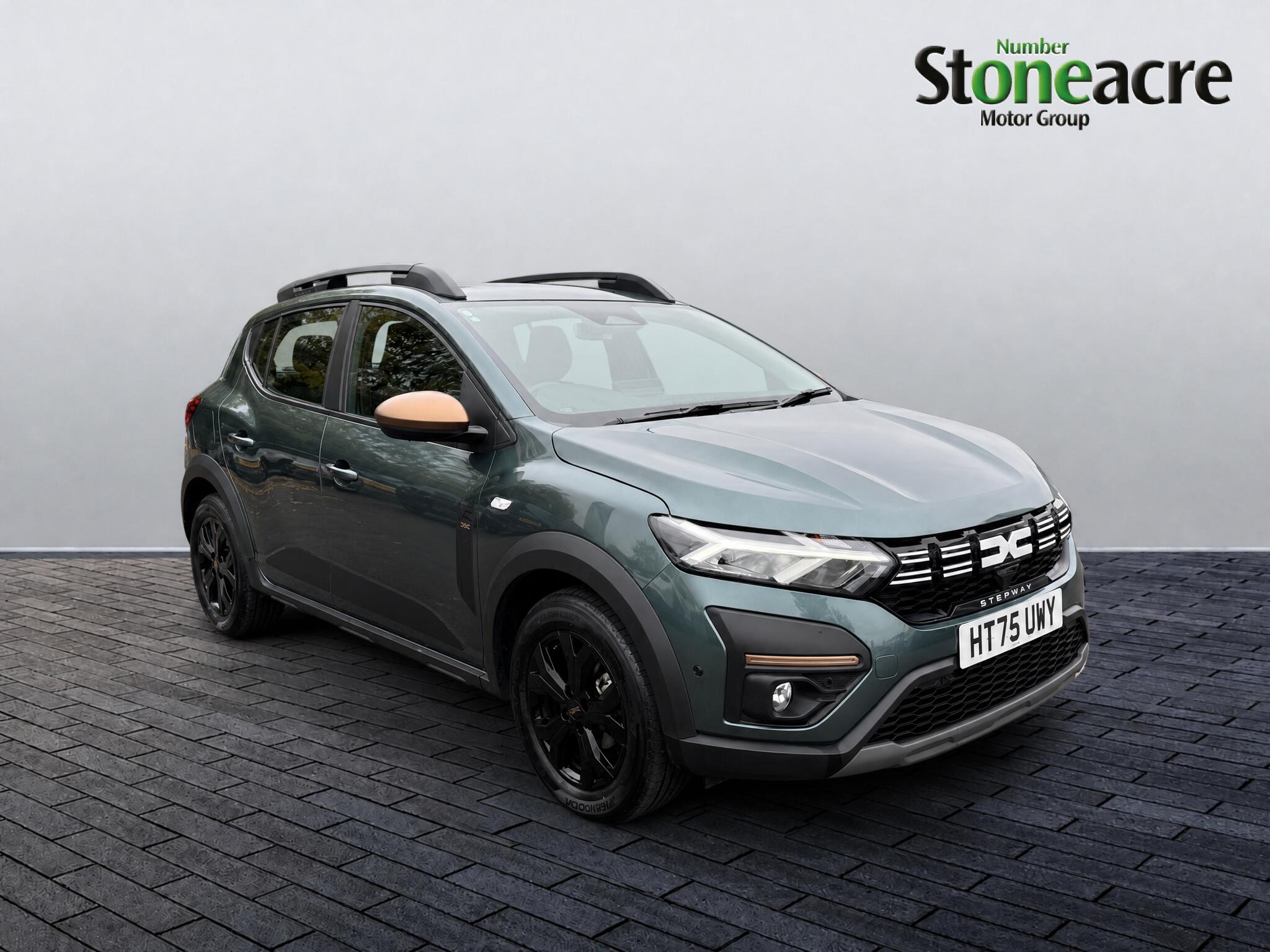 Main listing image - Dacia Sandero Stepway