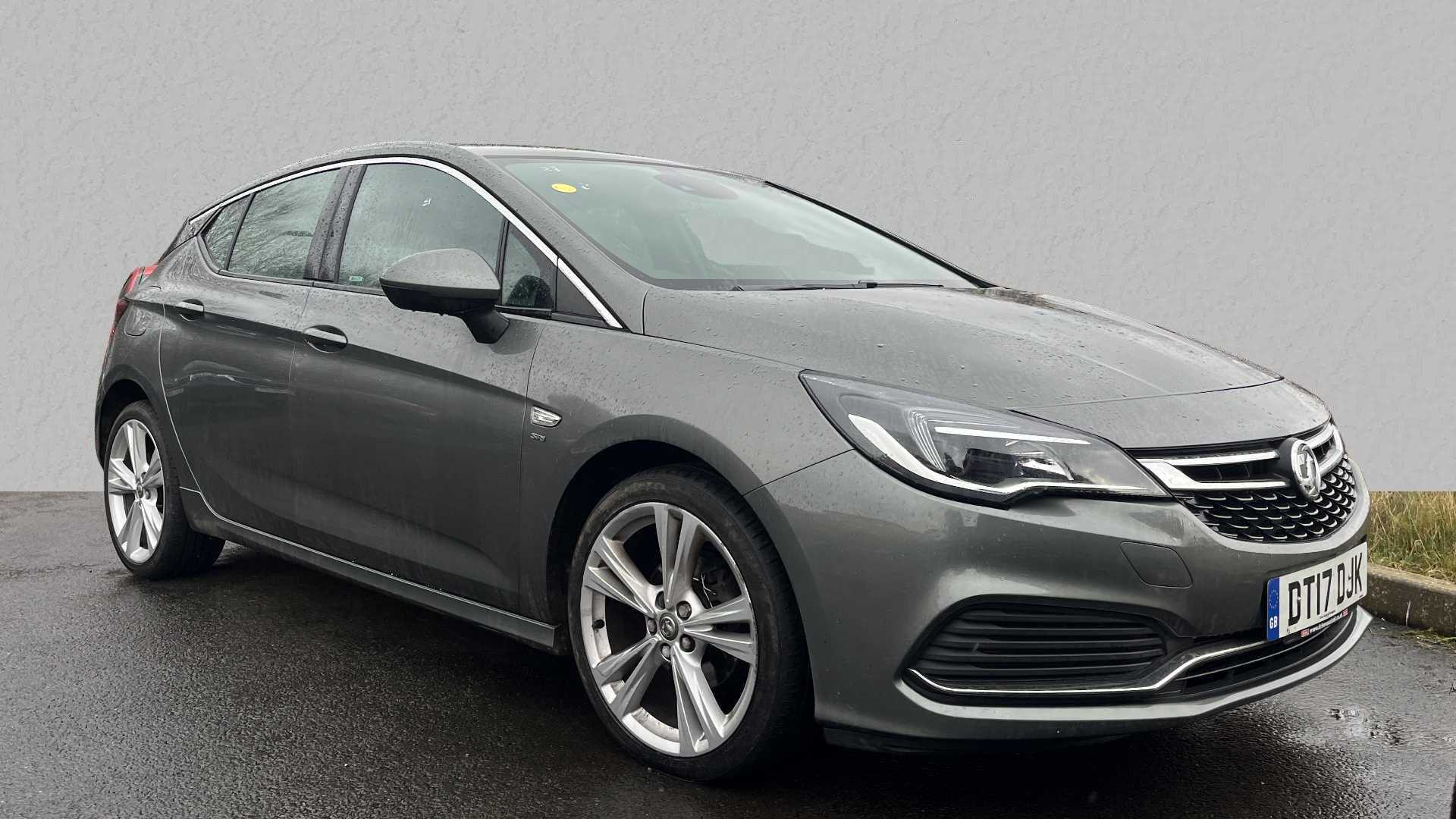 Main listing image - Vauxhall Astra