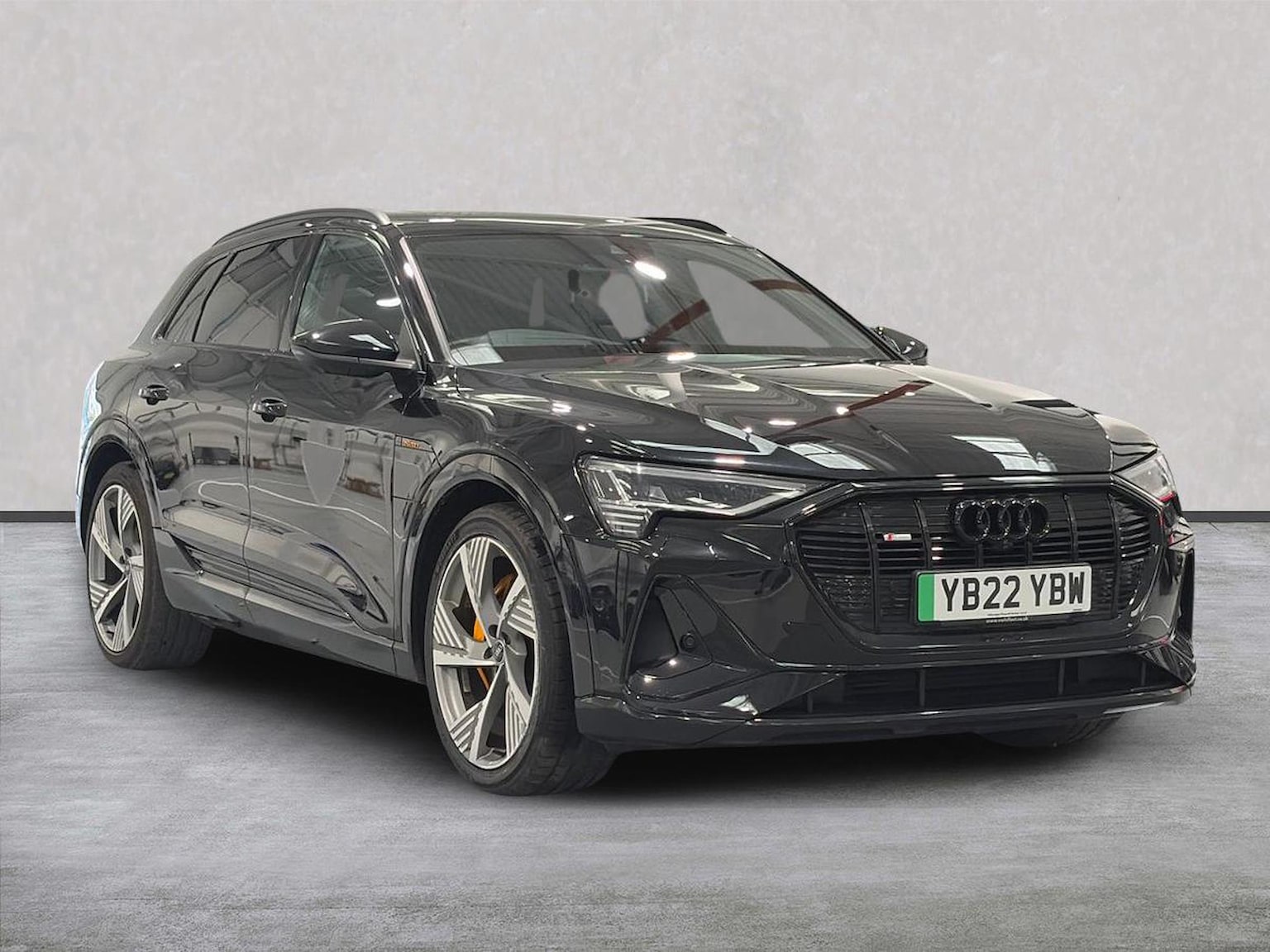 Main listing image - Audi e-tron