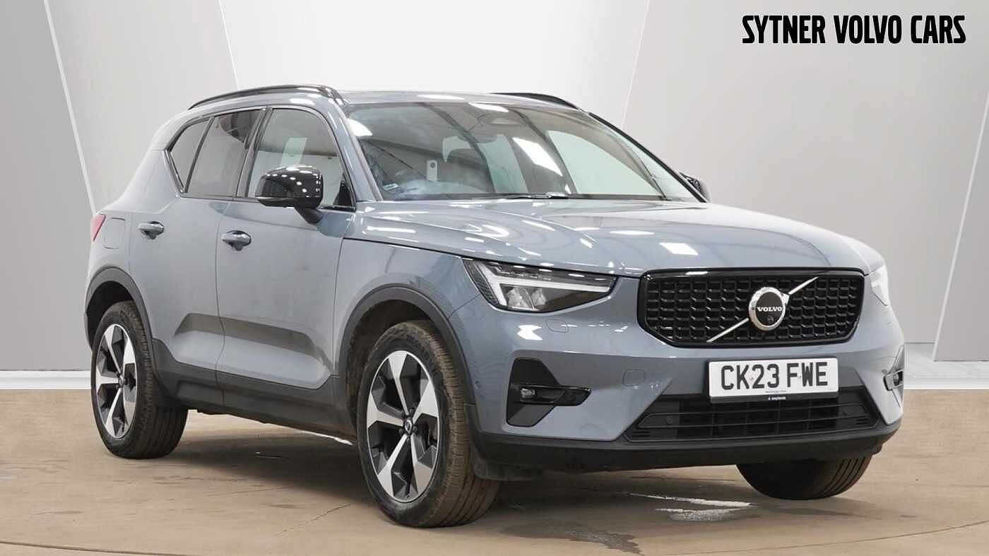 Main listing image - Volvo XC40