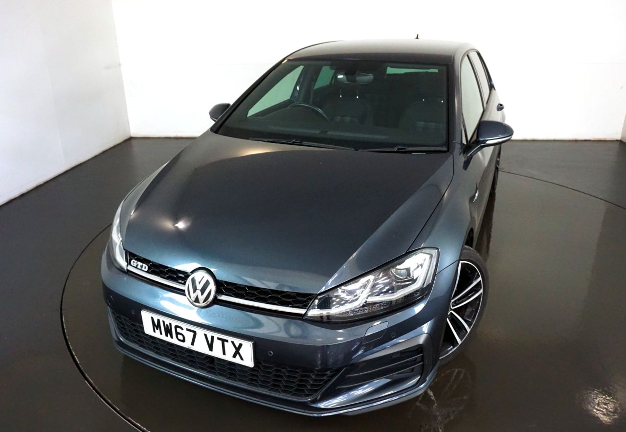 Main listing image - Volkswagen Golf