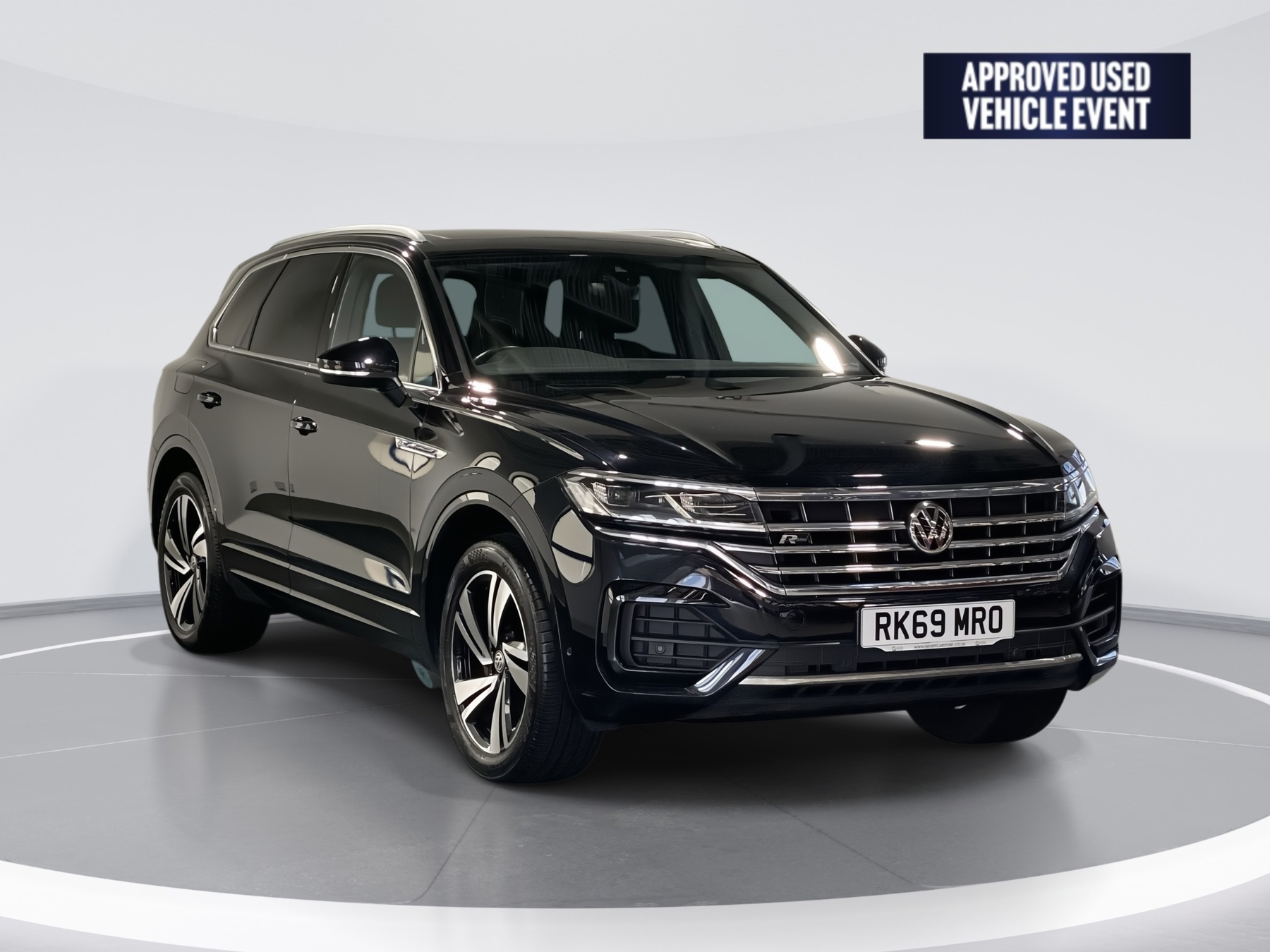 Main listing image - Volkswagen Touareg