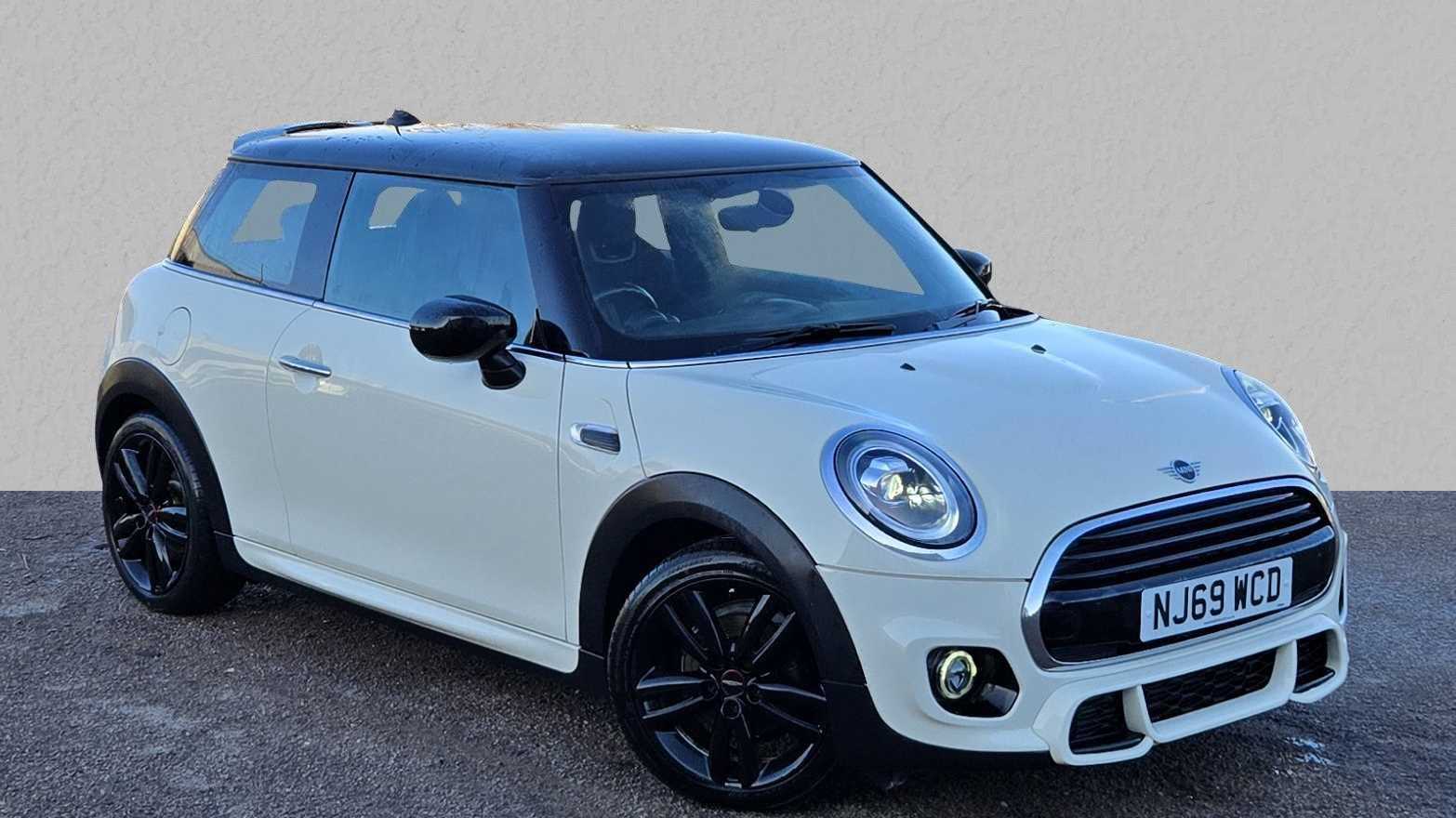 Main listing image - MINI Hatchback