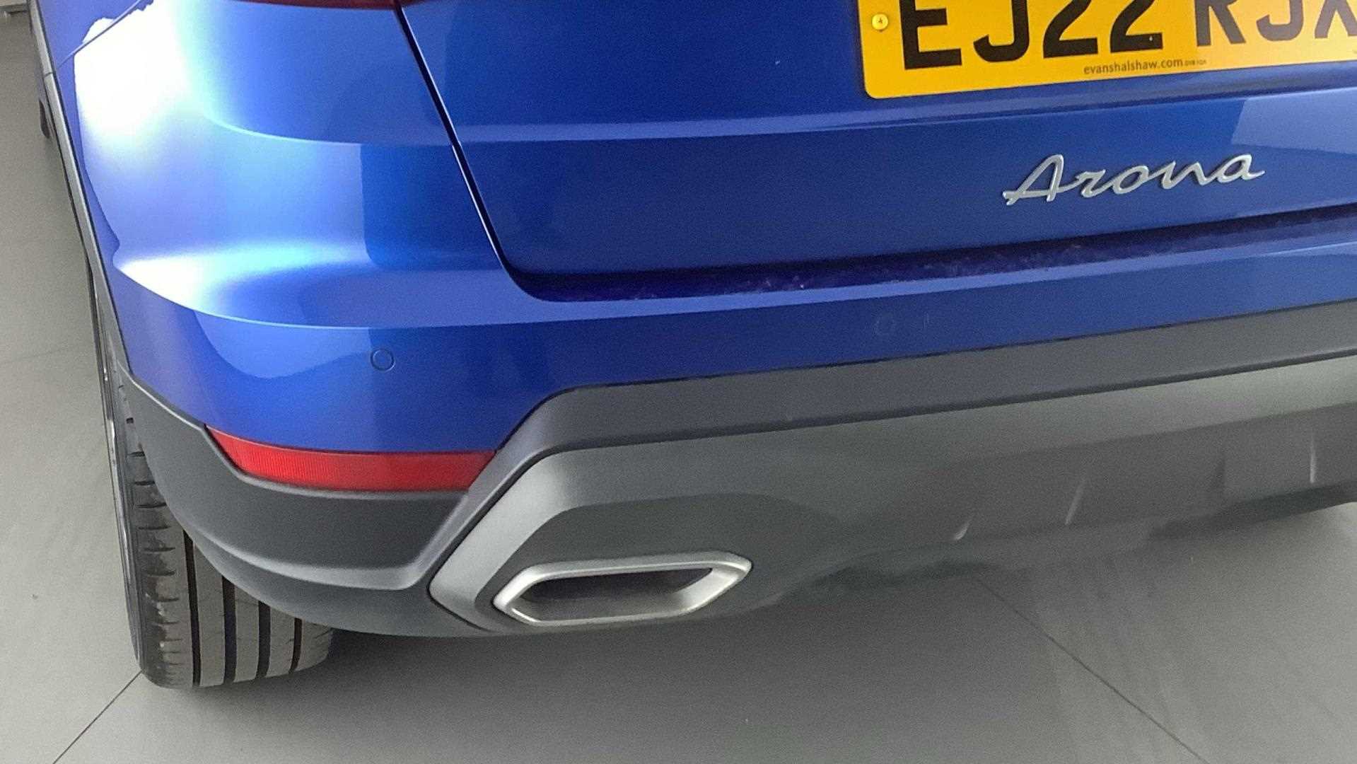 Main listing image - SEAT Arona