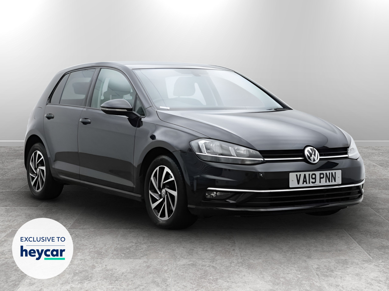 Main listing image - Volkswagen Golf