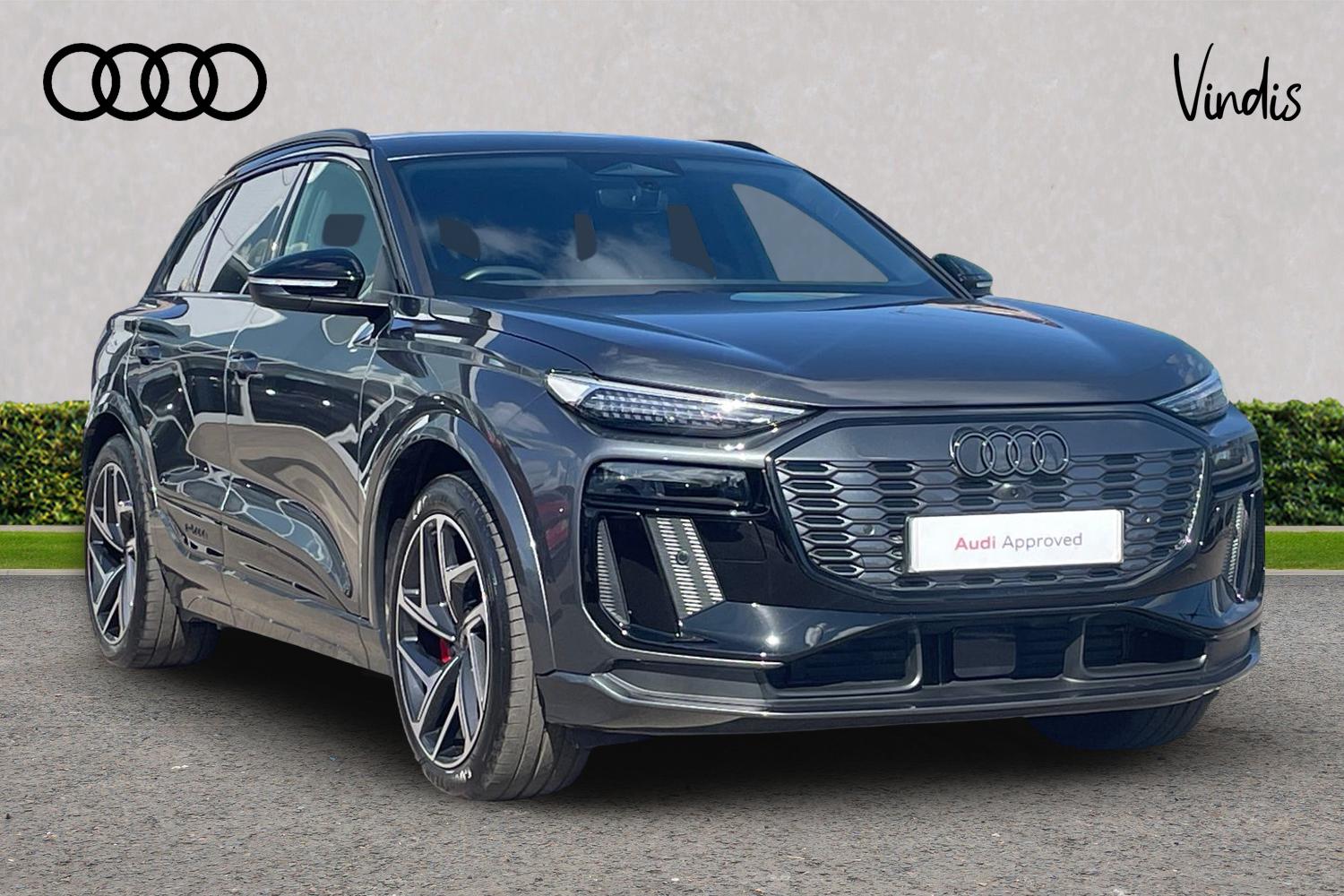 Main listing image - Audi Q6 e-tron