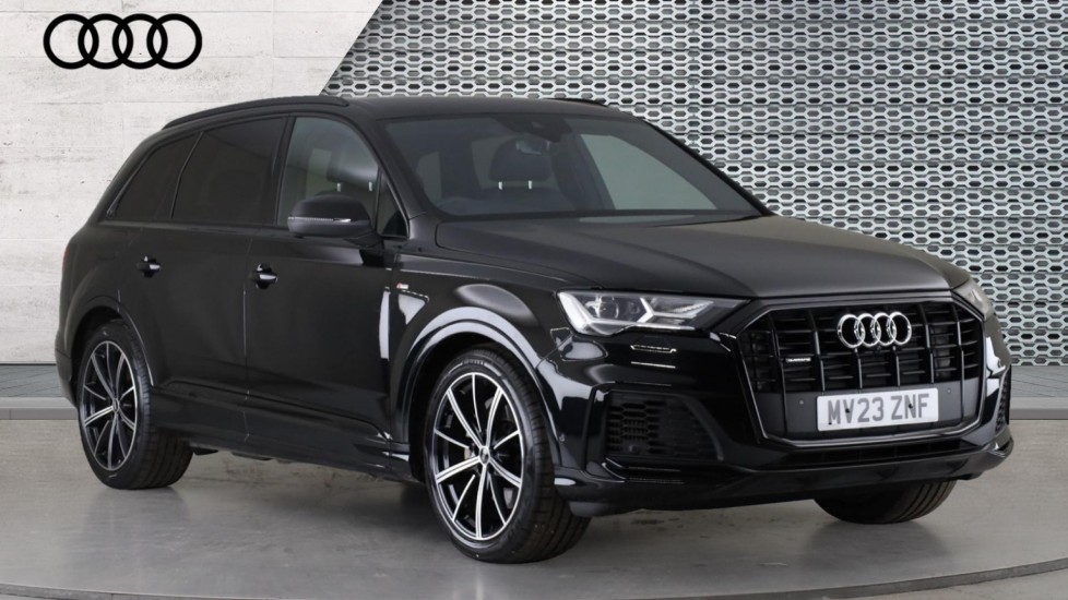Main listing image - Audi Q7