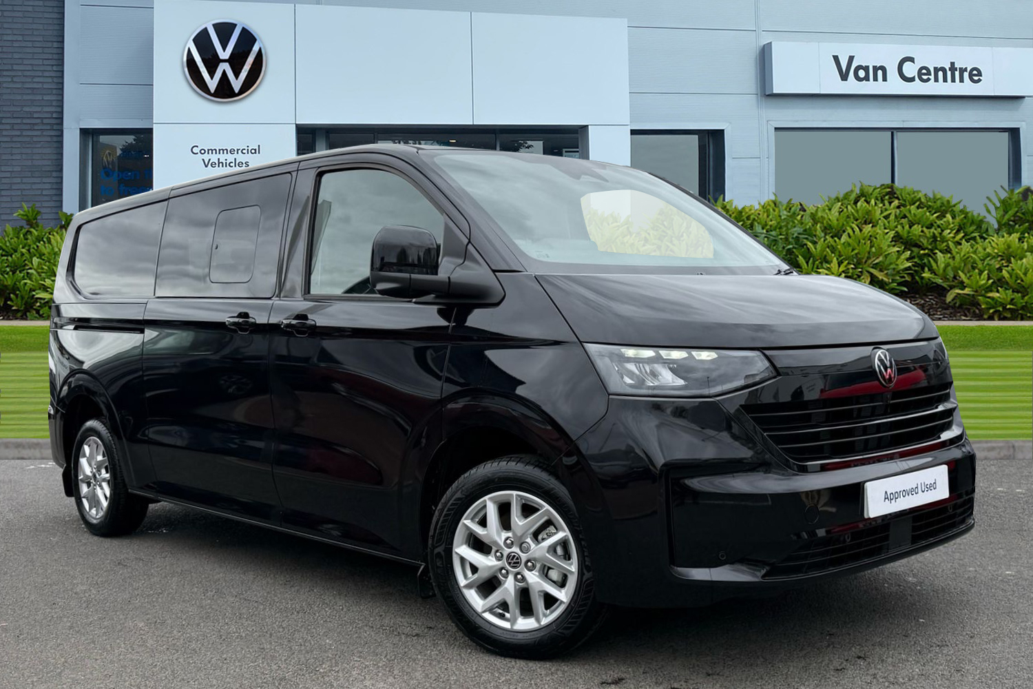Main listing image - Volkswagen Transporter