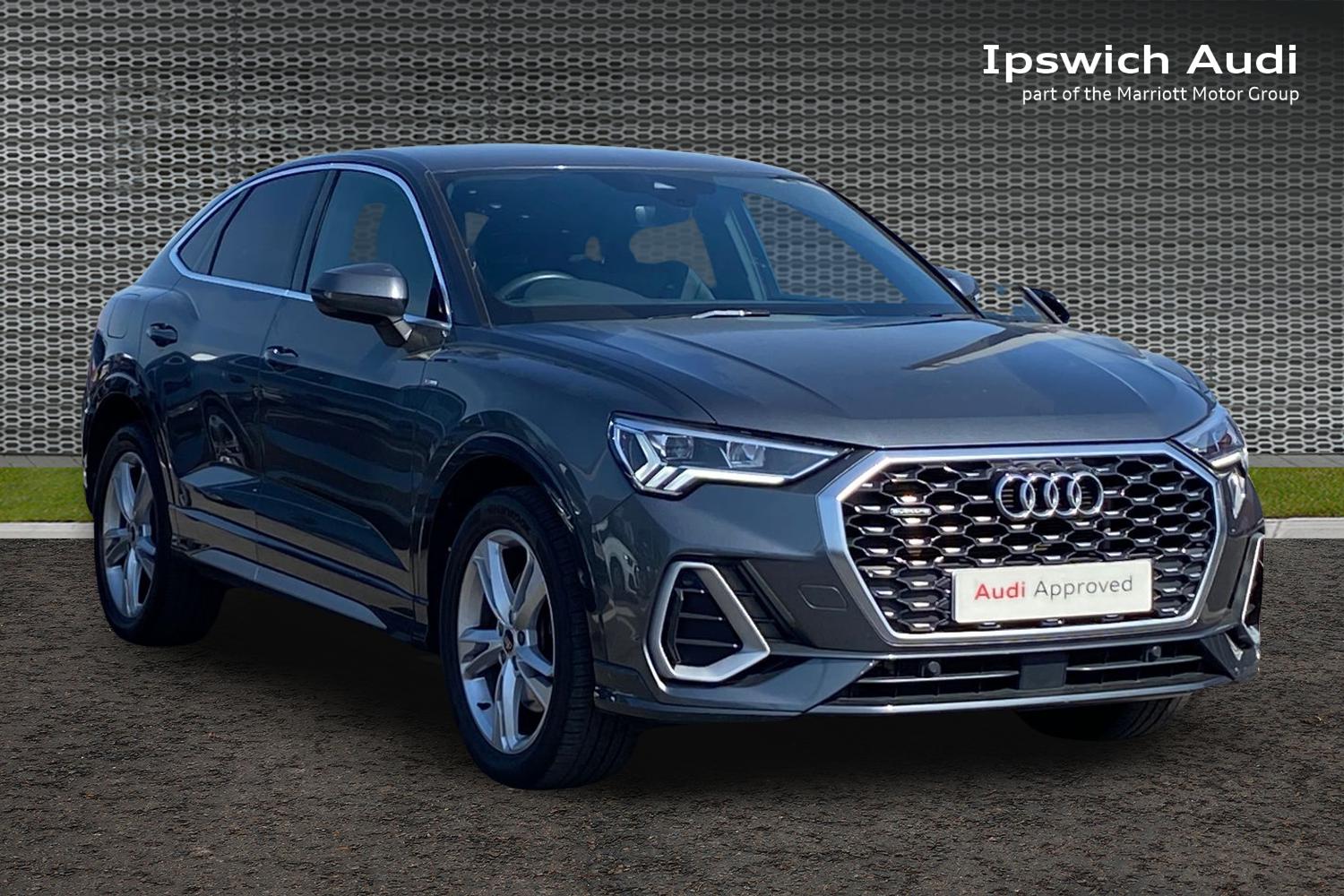 Main listing image - Audi Q3