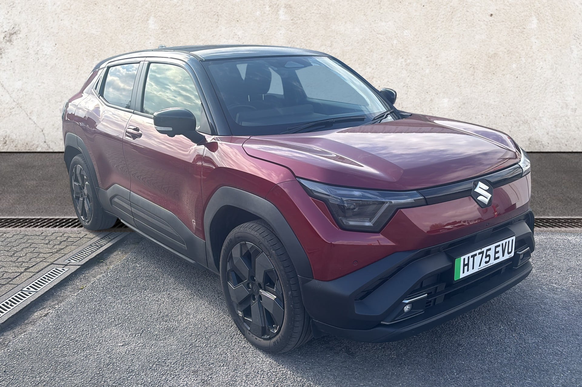 Main listing image - Suzuki Vitara