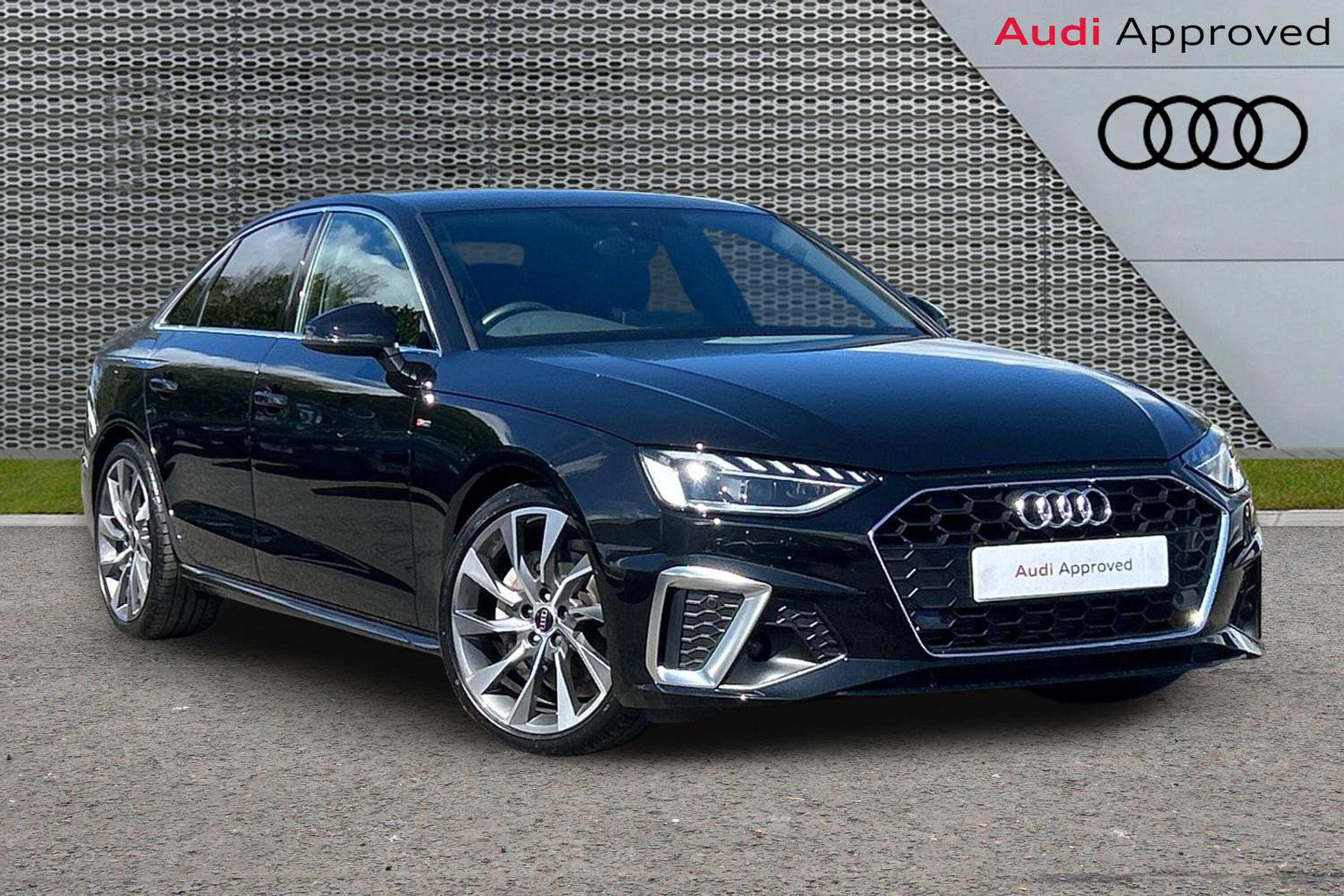 Main listing image - Audi A4
