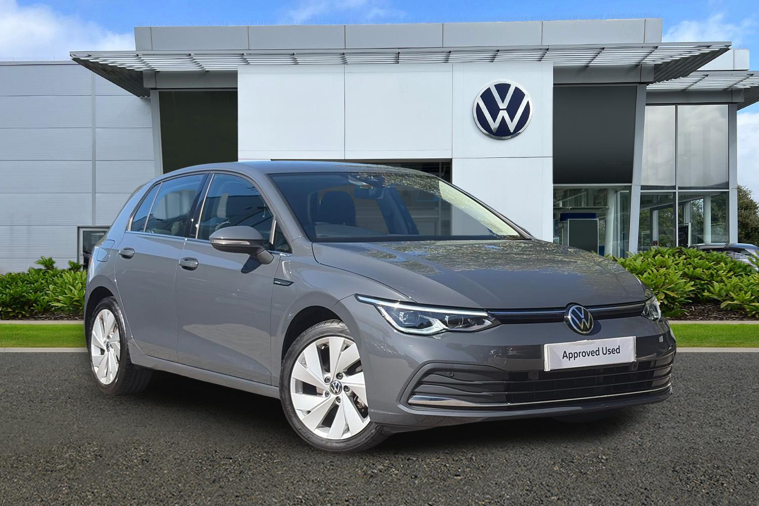 Main listing image - Volkswagen Golf