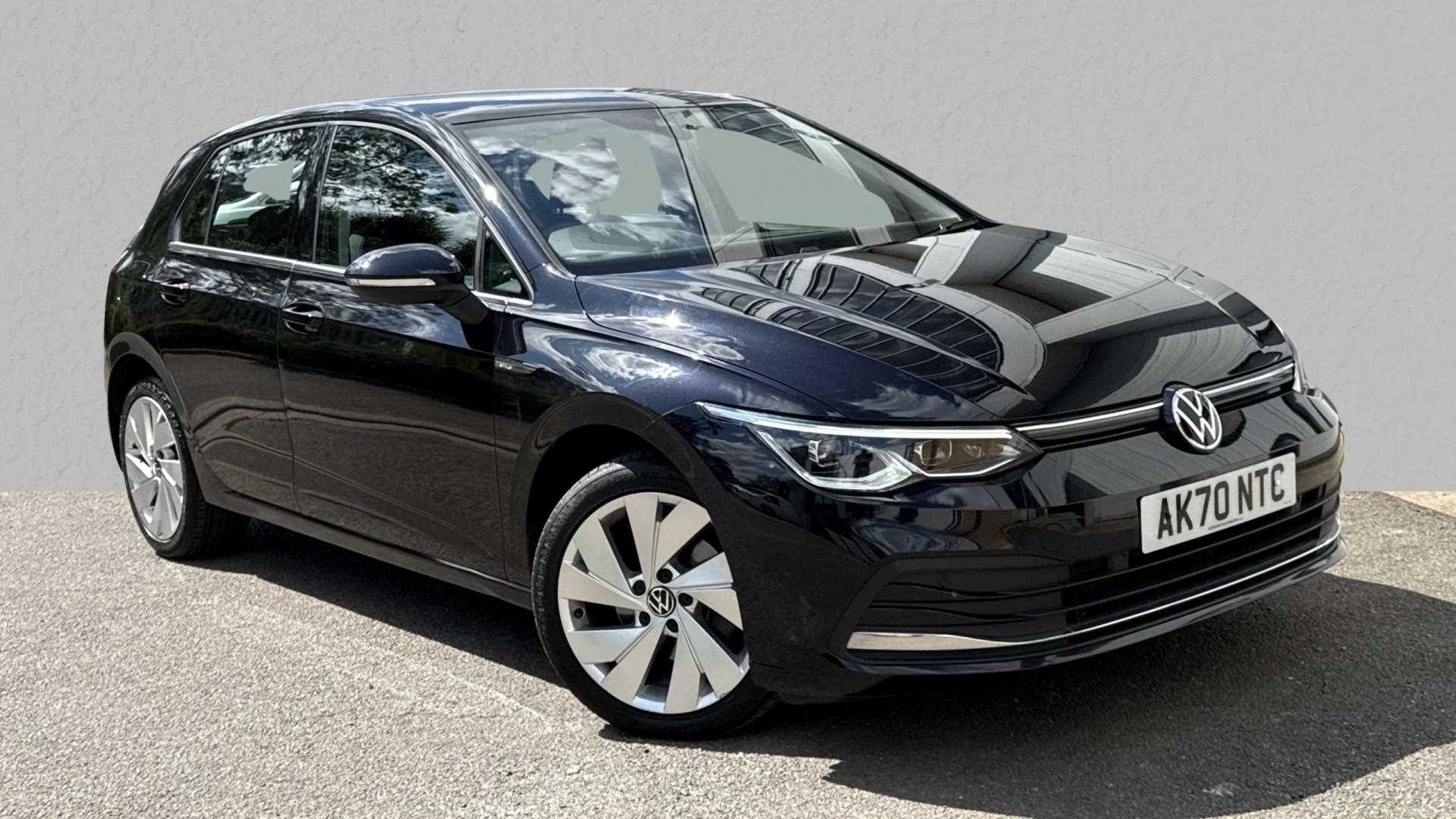 Main listing image - Volkswagen Golf
