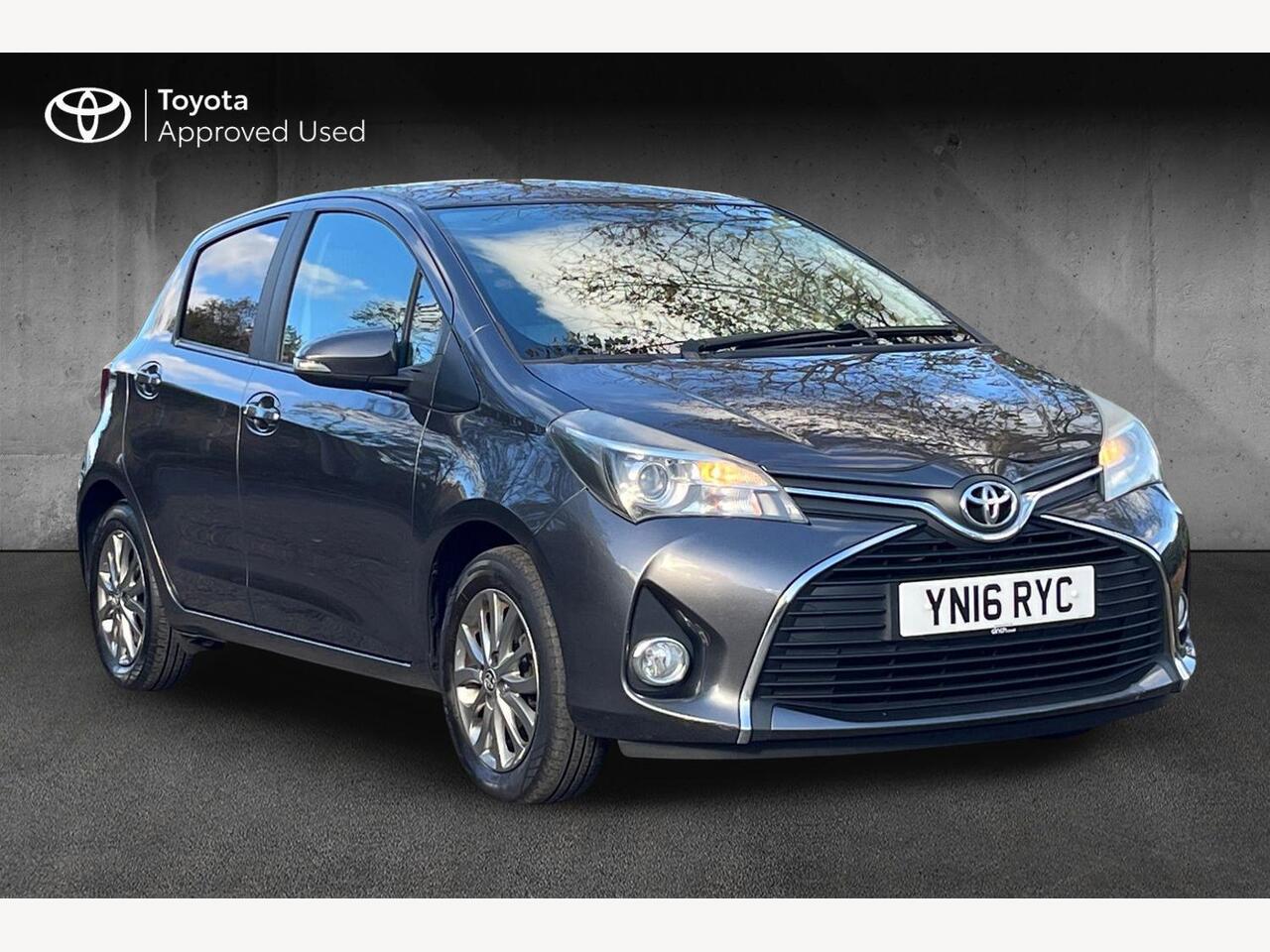 Main listing image - Toyota Yaris
