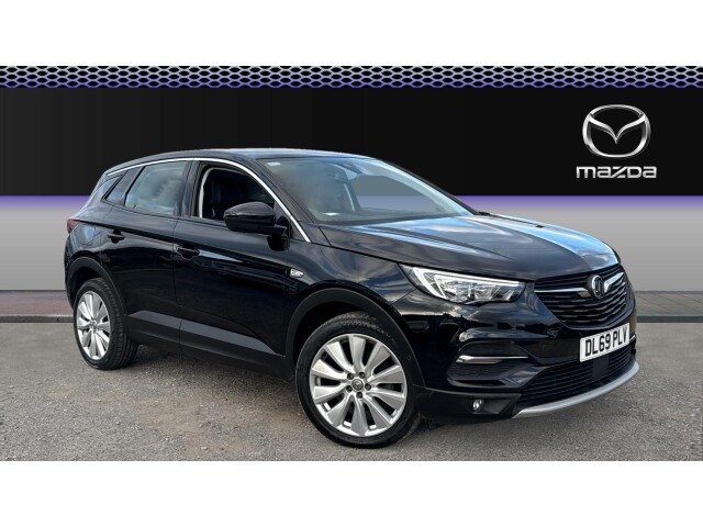 Main listing image - Vauxhall Grandland X