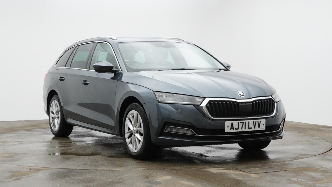 Main listing image - Skoda Octavia Estate