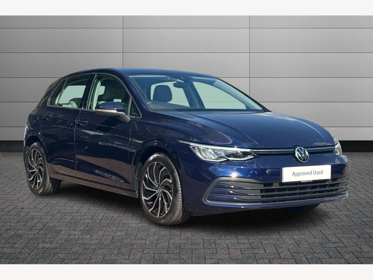 Main listing image - Volkswagen Golf