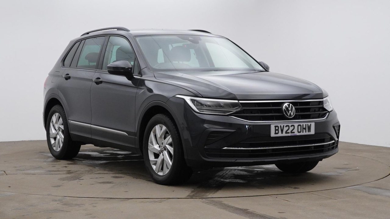 Main listing image - Volkswagen Tiguan