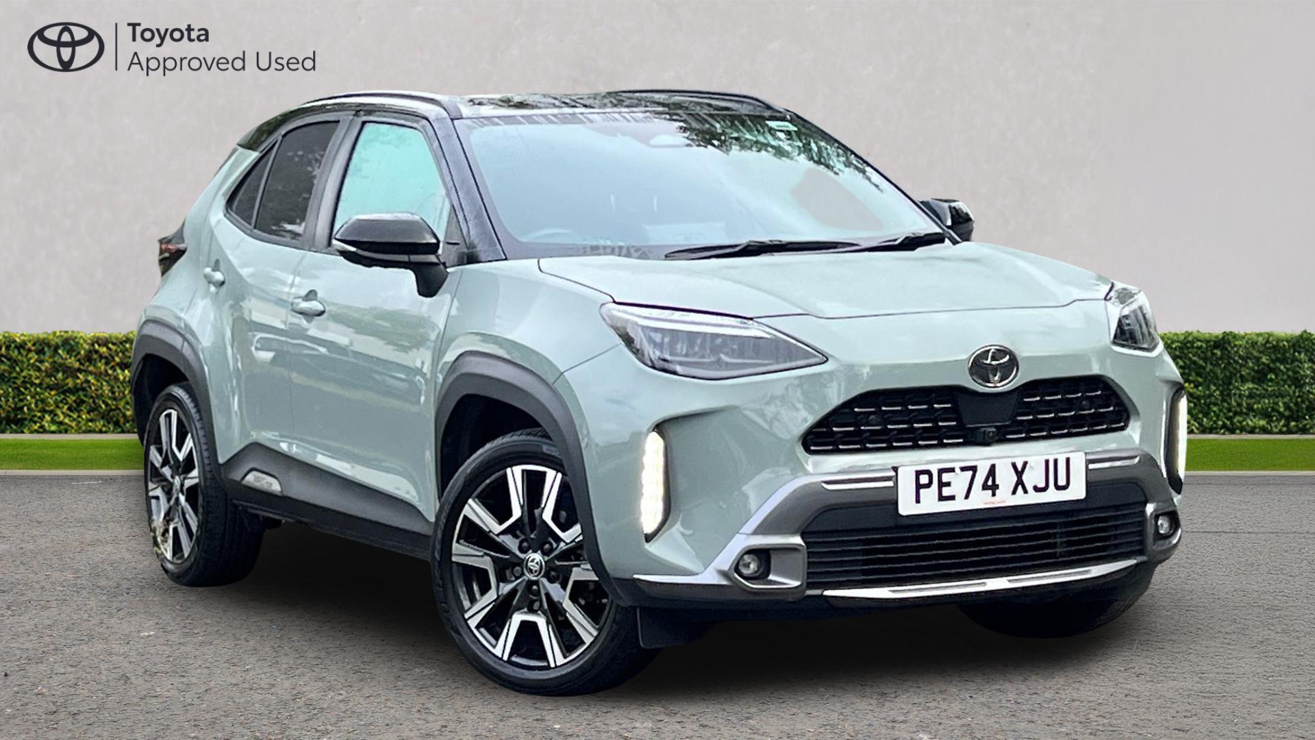 Main listing image - Toyota Yaris Cross