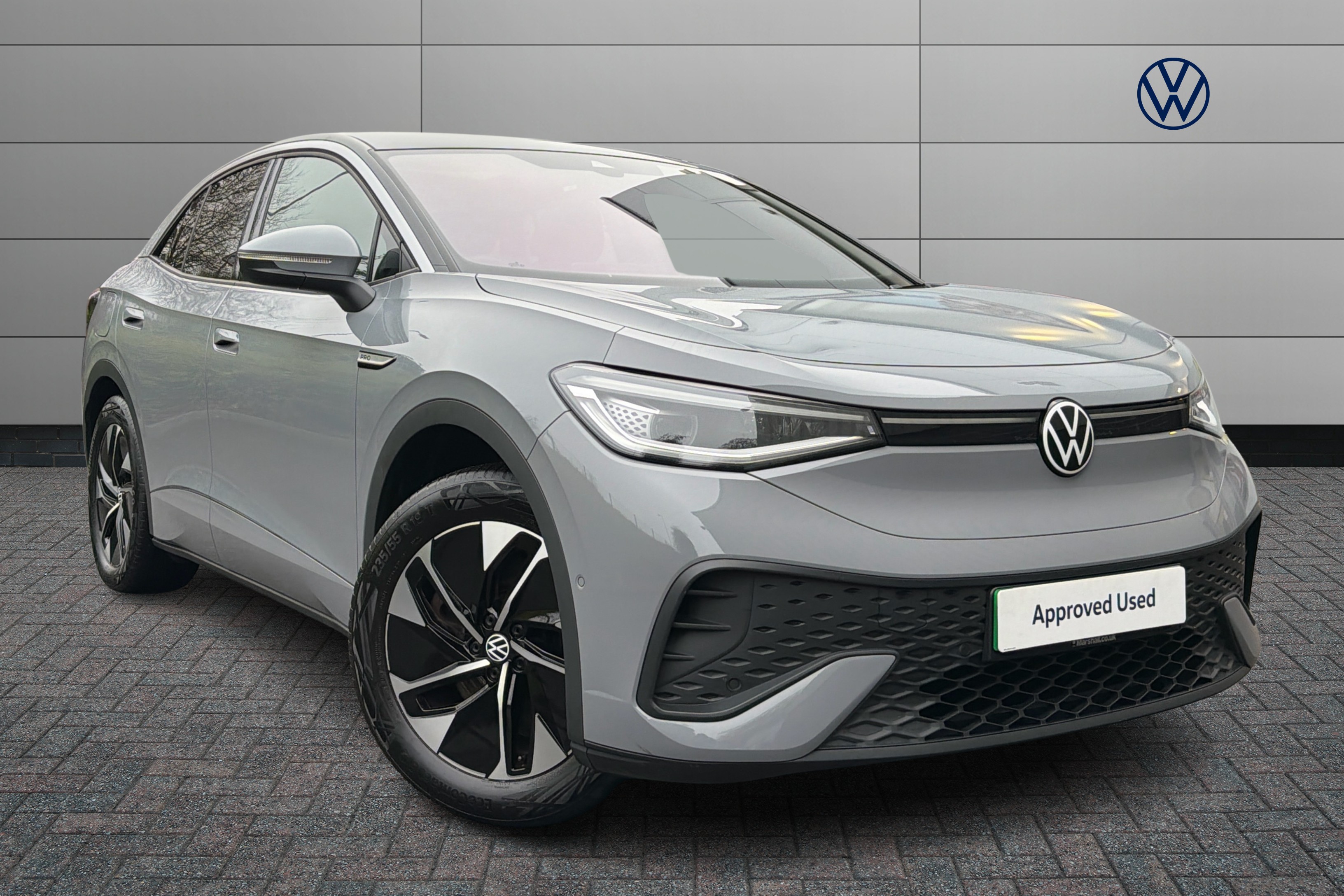 Main listing image - Volkswagen ID.5