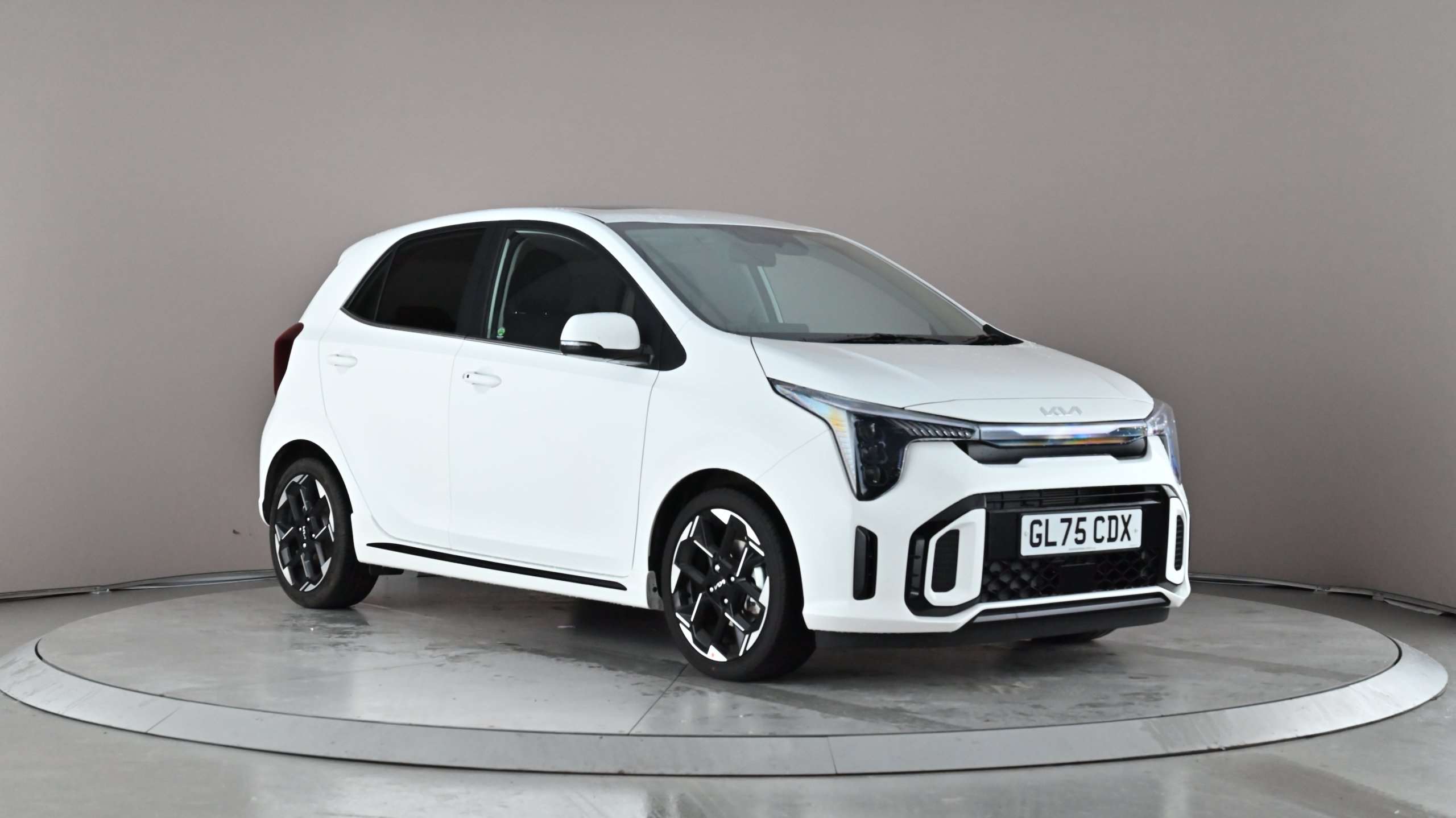Main listing image - Kia Picanto