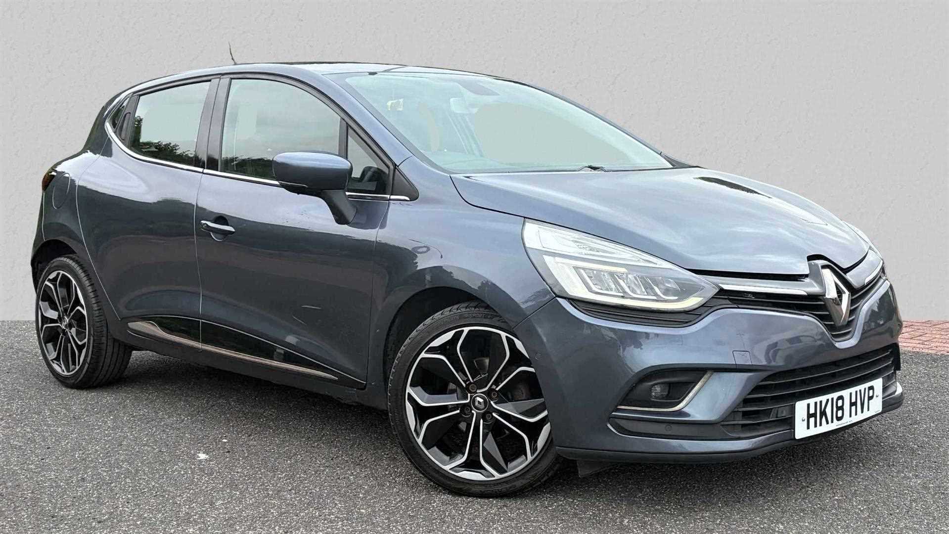 Main listing image - Renault Clio