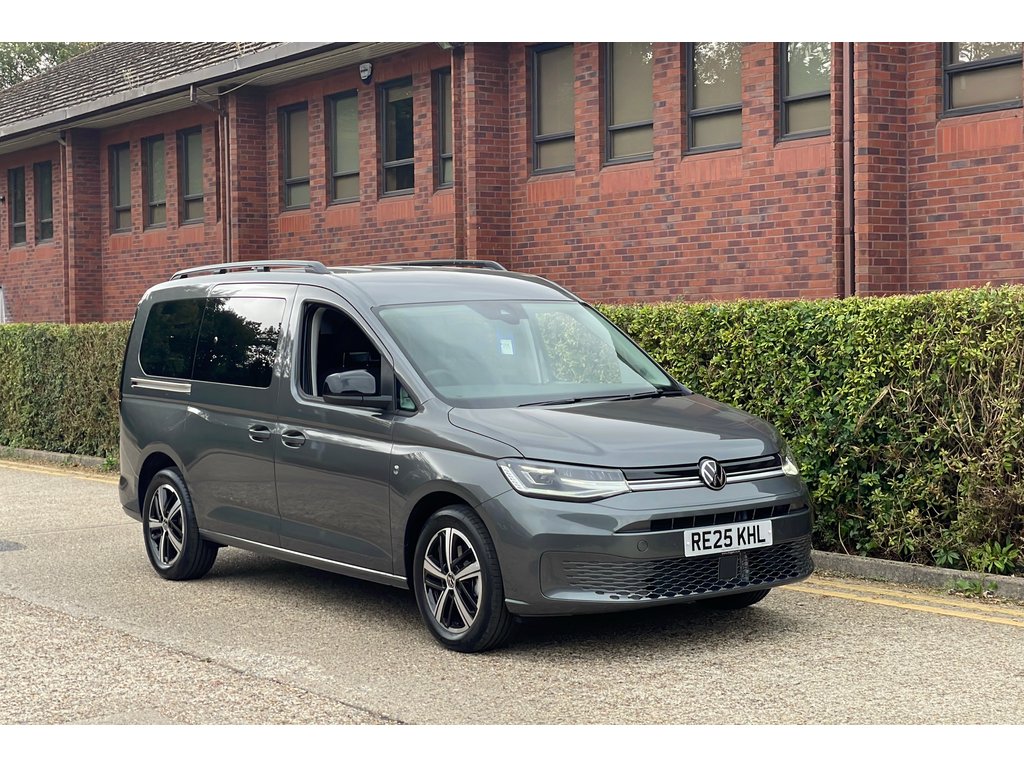 Main listing image - Volkswagen Caddy Maxi Life