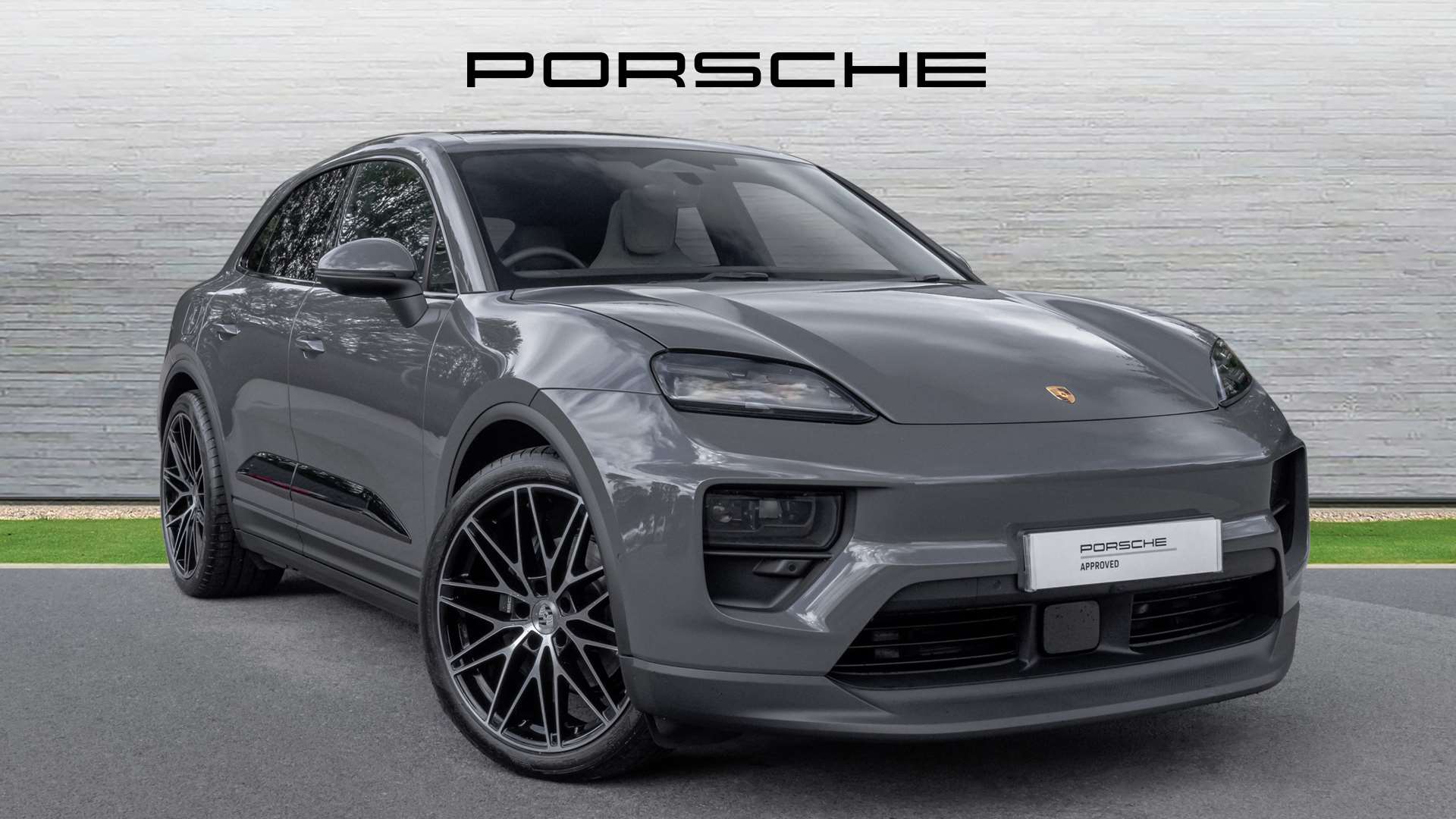 Main listing image - Porsche Macan