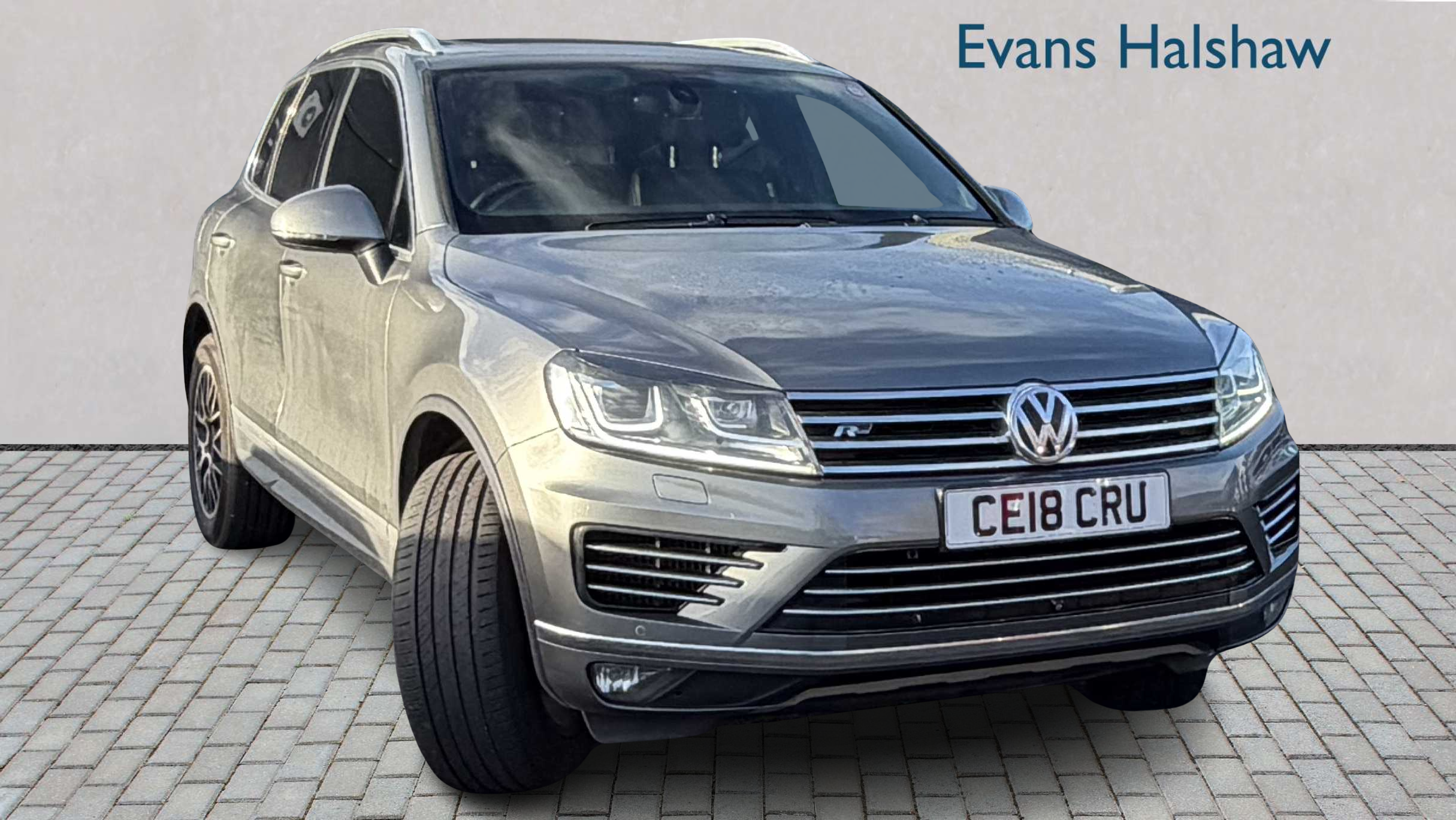Main listing image - Volkswagen Touareg