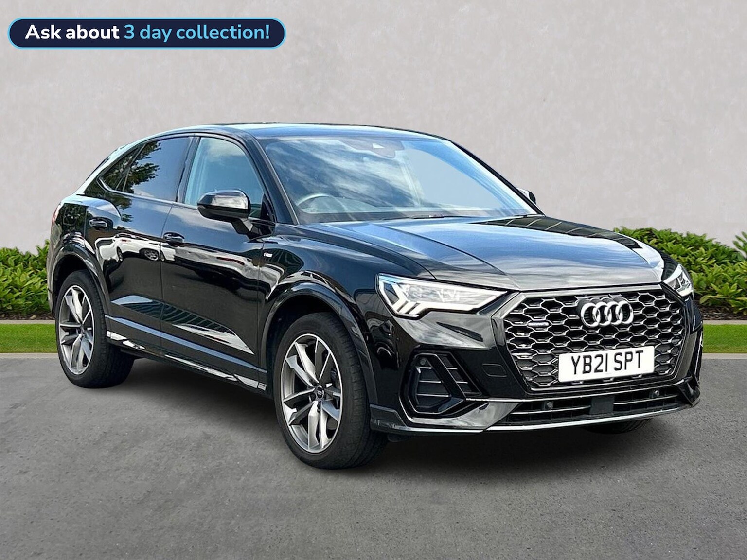 Main listing image - Audi Q3