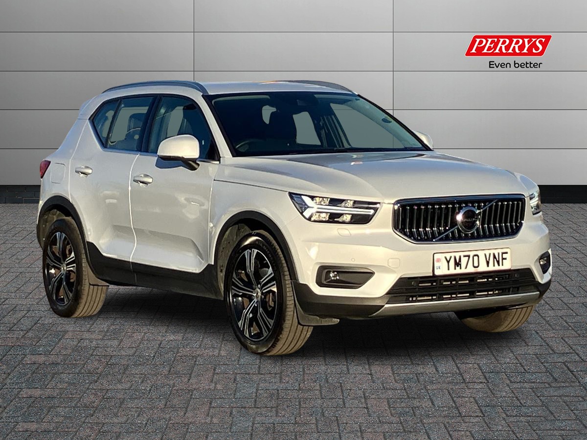 Main listing image - Volvo XC40