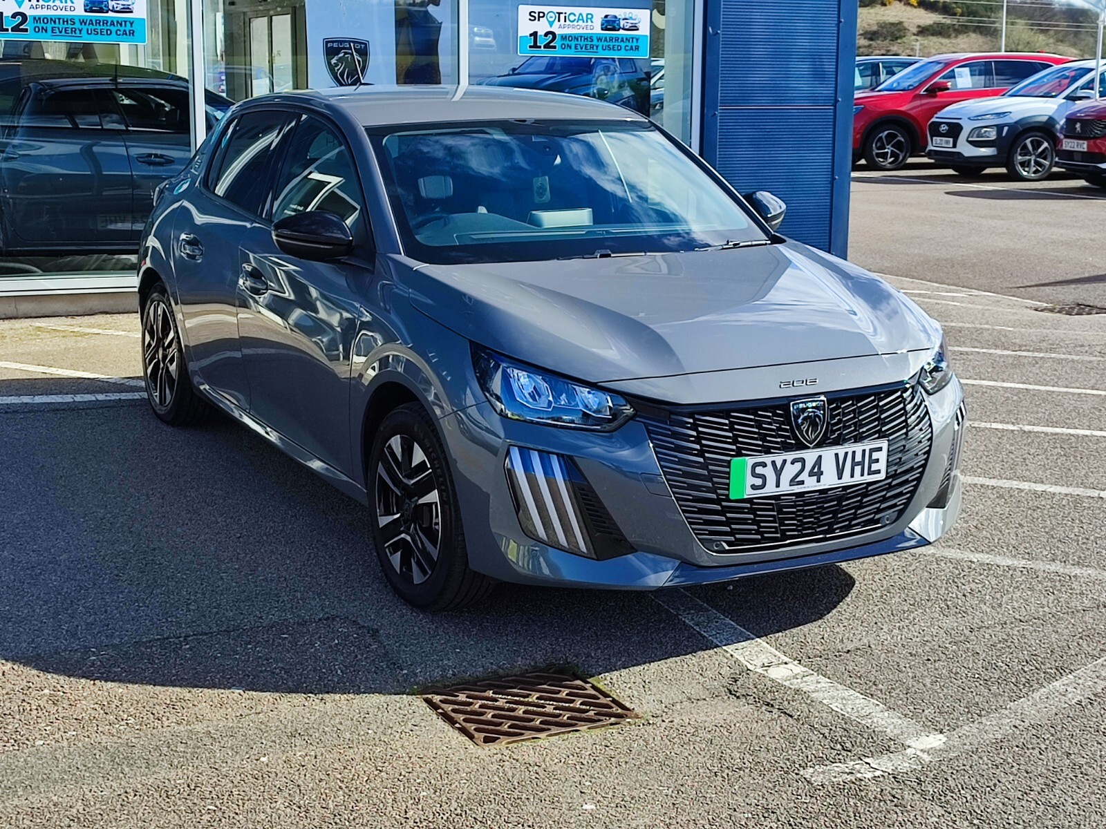 Main listing image - Peugeot e-208