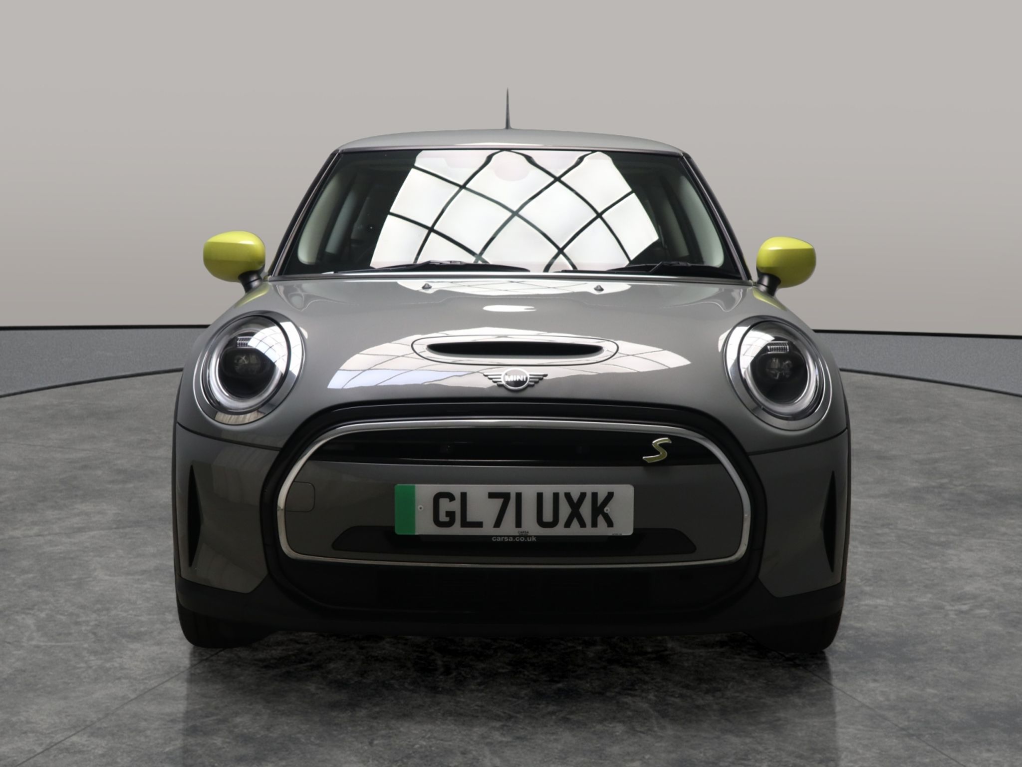 Main listing image - MINI Electric