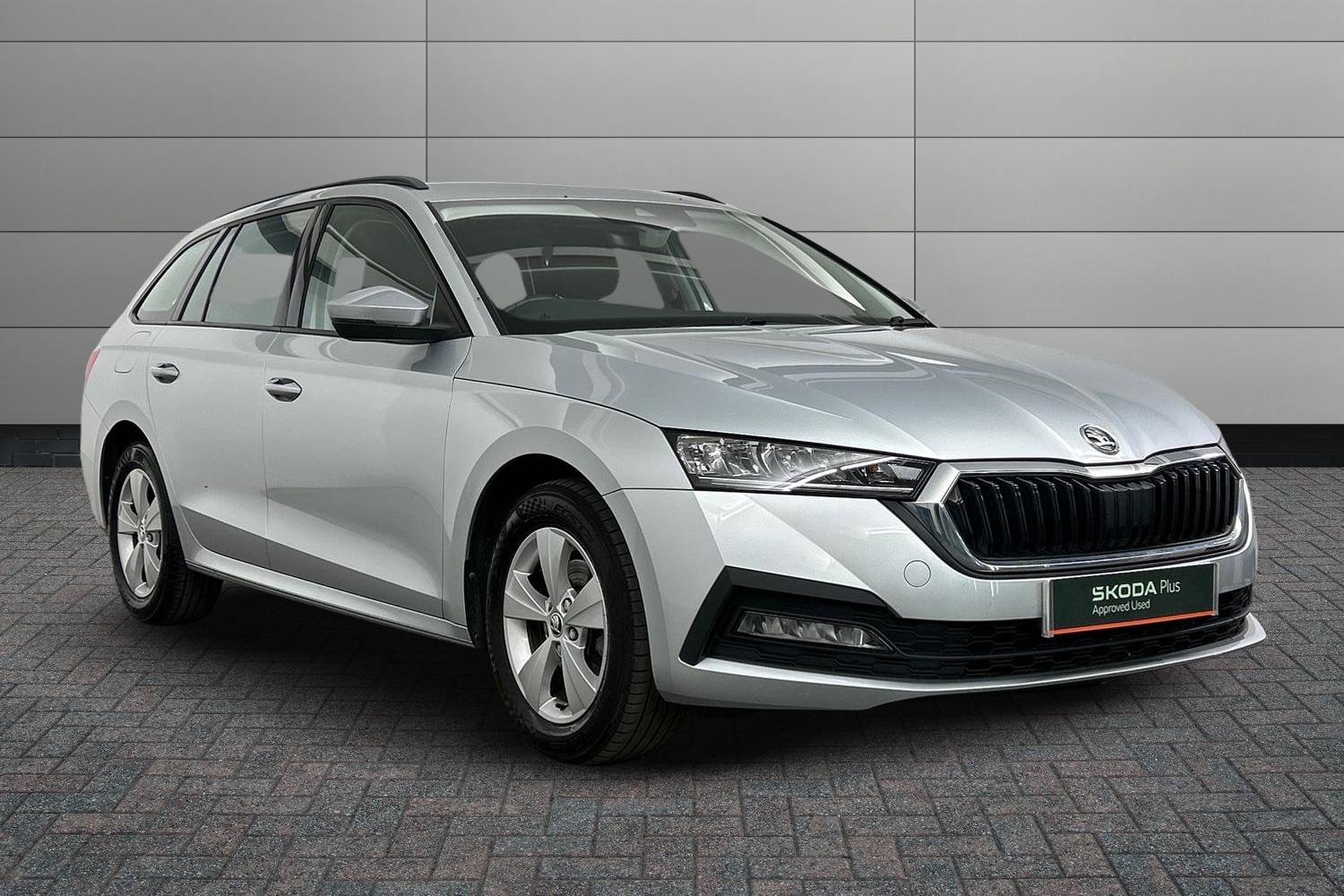 Main listing image - Skoda Octavia Estate