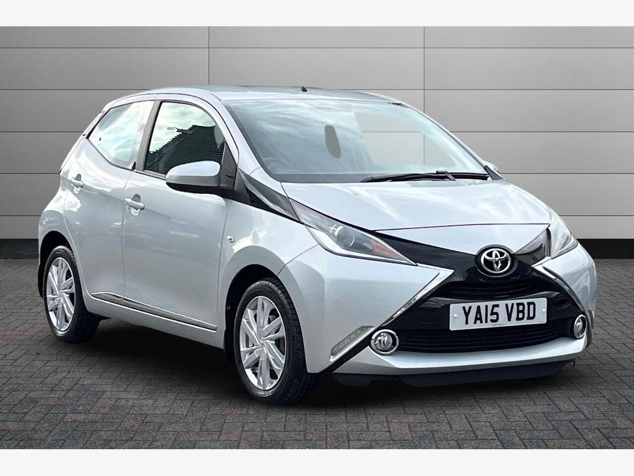 Main listing image - Toyota Aygo