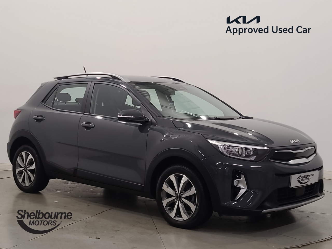 Main listing image - Kia Stonic