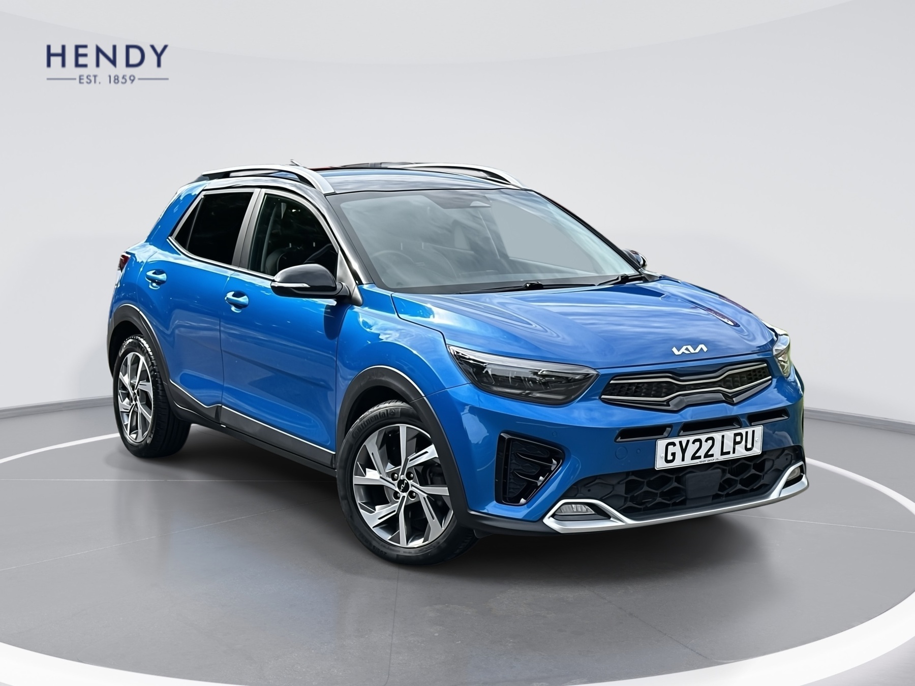 Main listing image - Kia Stonic