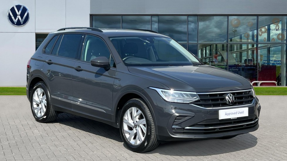 Main listing image - Volkswagen Tiguan